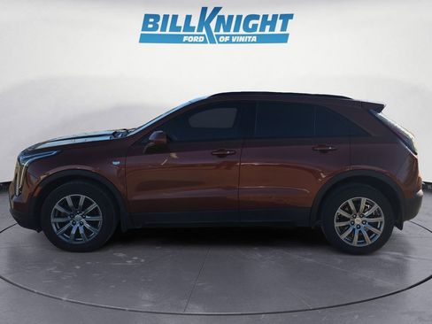 Used 2019 Cadillac XT4 Sport image 2