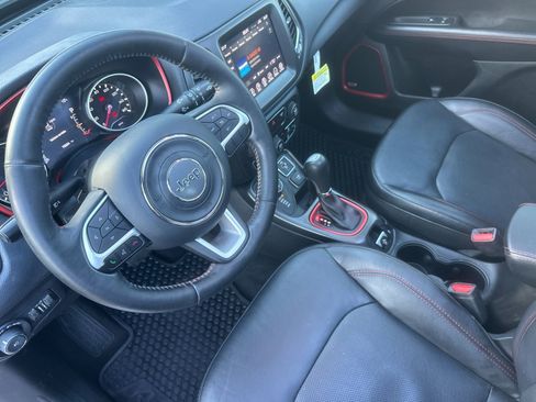 Used 2018 Jeep Compass Trailhawk w/ Leather Interior Group image 10