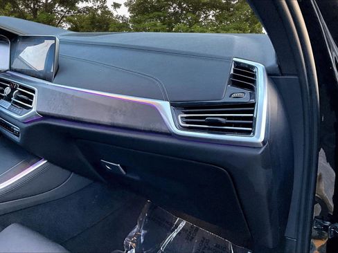 Used 2022 BMW X5 xDrive40i image 28