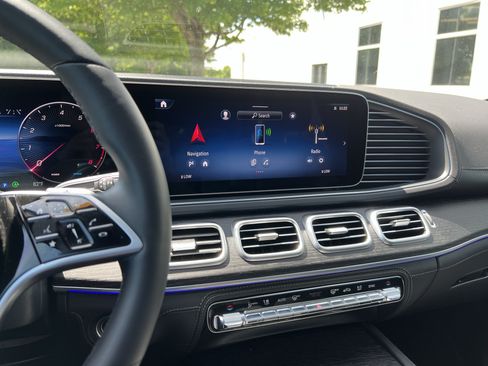 Used 2026 Mercedes-Benz GLE 450 4MATIC image 31