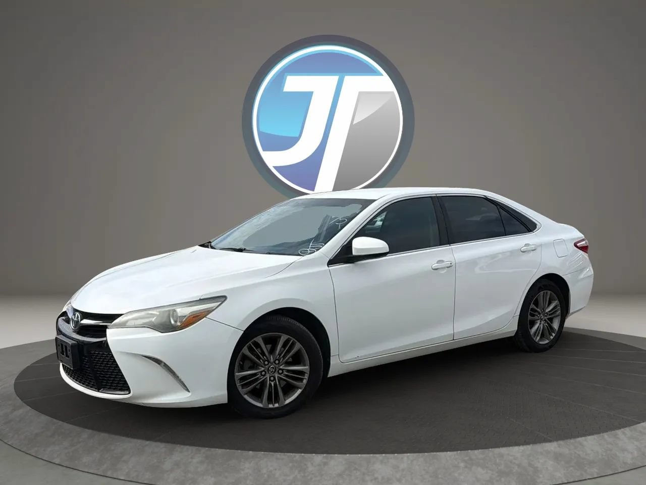 Used 2017 Toyota Camry SE FWD image 9