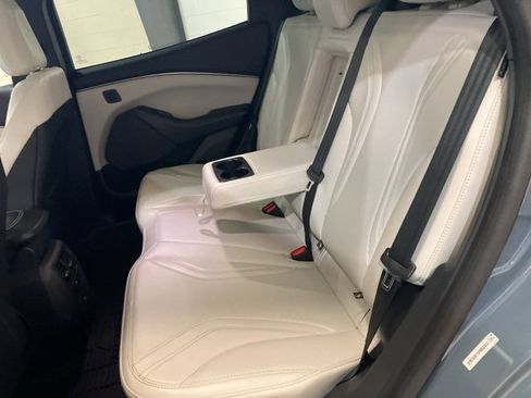 Used 2023 Ford Mustang Mach-E Premium image 21