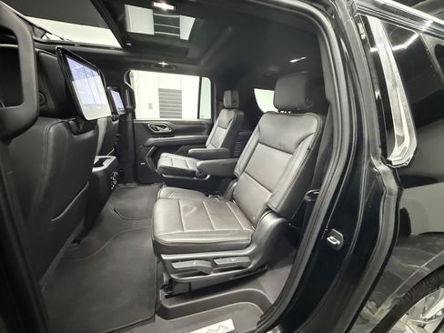 Used 2021 Chevrolet Suburban High Country image 20