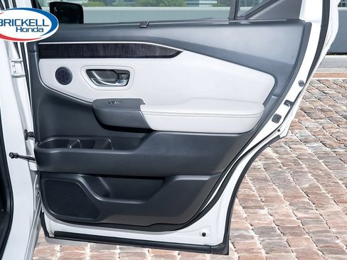 Certified 2023 Honda Pilot Elite image 15