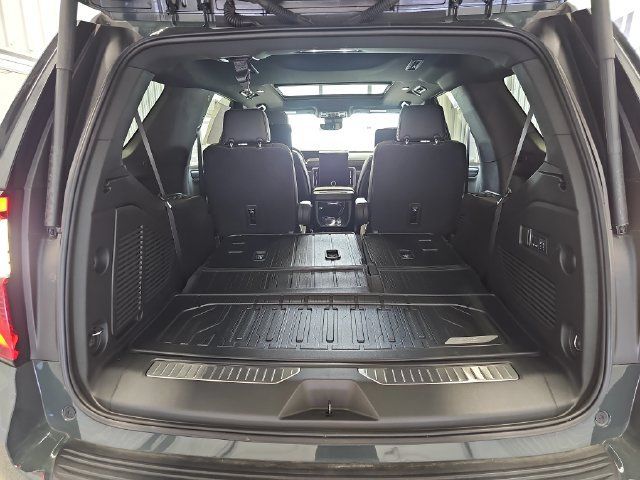 Used 2026 GMC Yukon AT4 Ultimate w/ LPO, Floor Liner Package AWD/4WD image 22