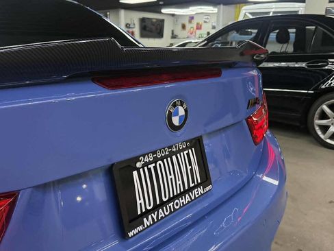 Used 2016 BMW M4 Convertible RWD image 20