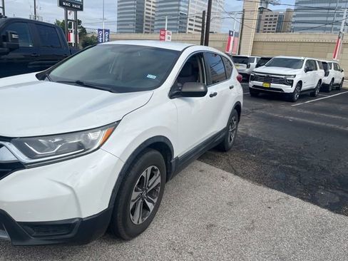 Used 2019 Honda CR-V LX image 4