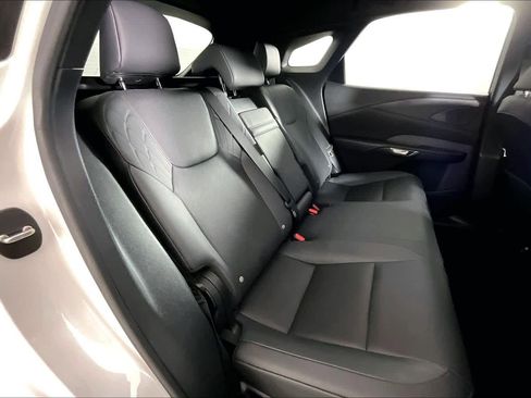 Used 2024 Lexus RX 350 Premium image 19