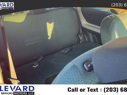 Used 2007 Toyota Yaris 2-Door Hatchback image 17