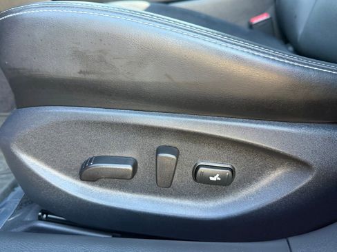 Used 2023 INFINITI Q50 Sensory image 19