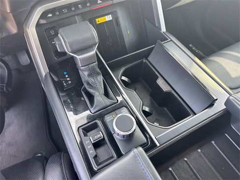 Used 2024 Toyota Tundra Platinum image 27