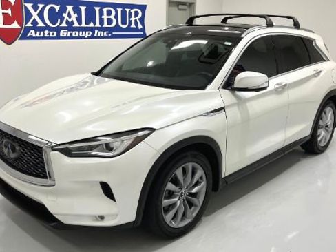 Used 2019 INFINITI QX50 Essential w/ Premium Heat Package AWD/4WD image 11