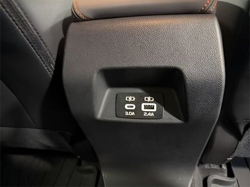 Certified 2025 Subaru Crosstrek 2.5i Limited w/ Popular Package #4A image 32