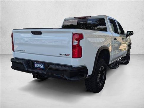 Used 2025 Chevrolet Silverado 1500 ZR2 w/ Technology Package AWD/4WD image 5