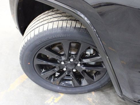 Used 2022 Jeep Grand Cherokee Laredo X image 44