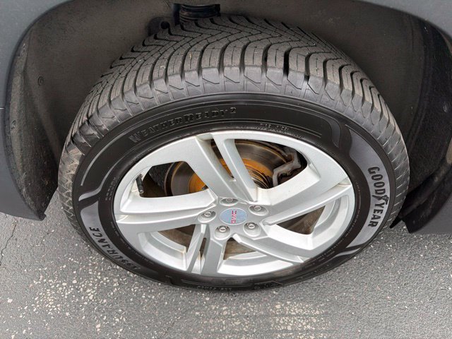 Used 2018 GMC Terrain SLE w/ Driver Convenience Package FWD image 8