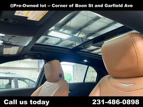 Used 2019 Cadillac XT4 Premium Luxury w/ Technology Package AWD/4WD image 13