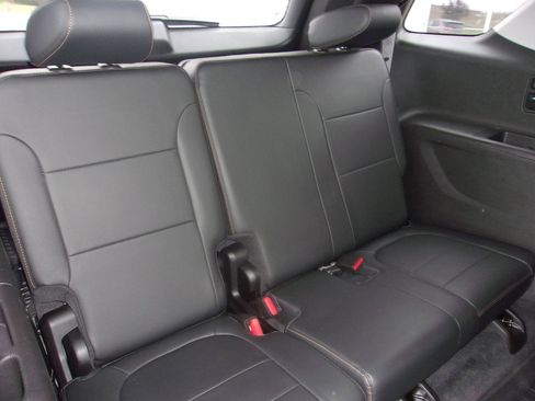 Used 2019 Chevrolet Traverse RS AWD/4WD image 18