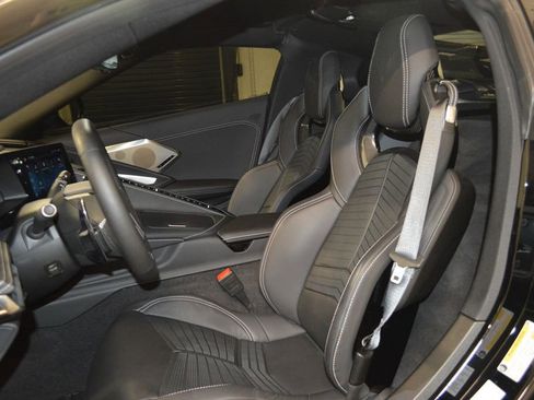 Used 2025 Chevrolet Corvette Z06 image 16