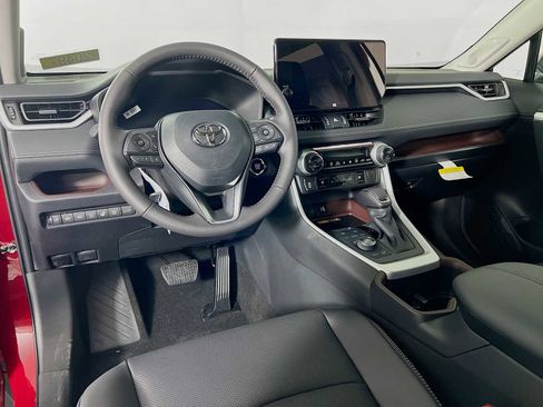 New 2025 Toyota RAV4 Limited image 7