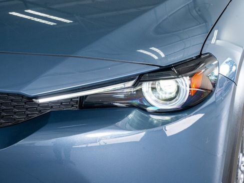 Used 2022 MAZDA MX-30 Electric w/ Premium Package image 13