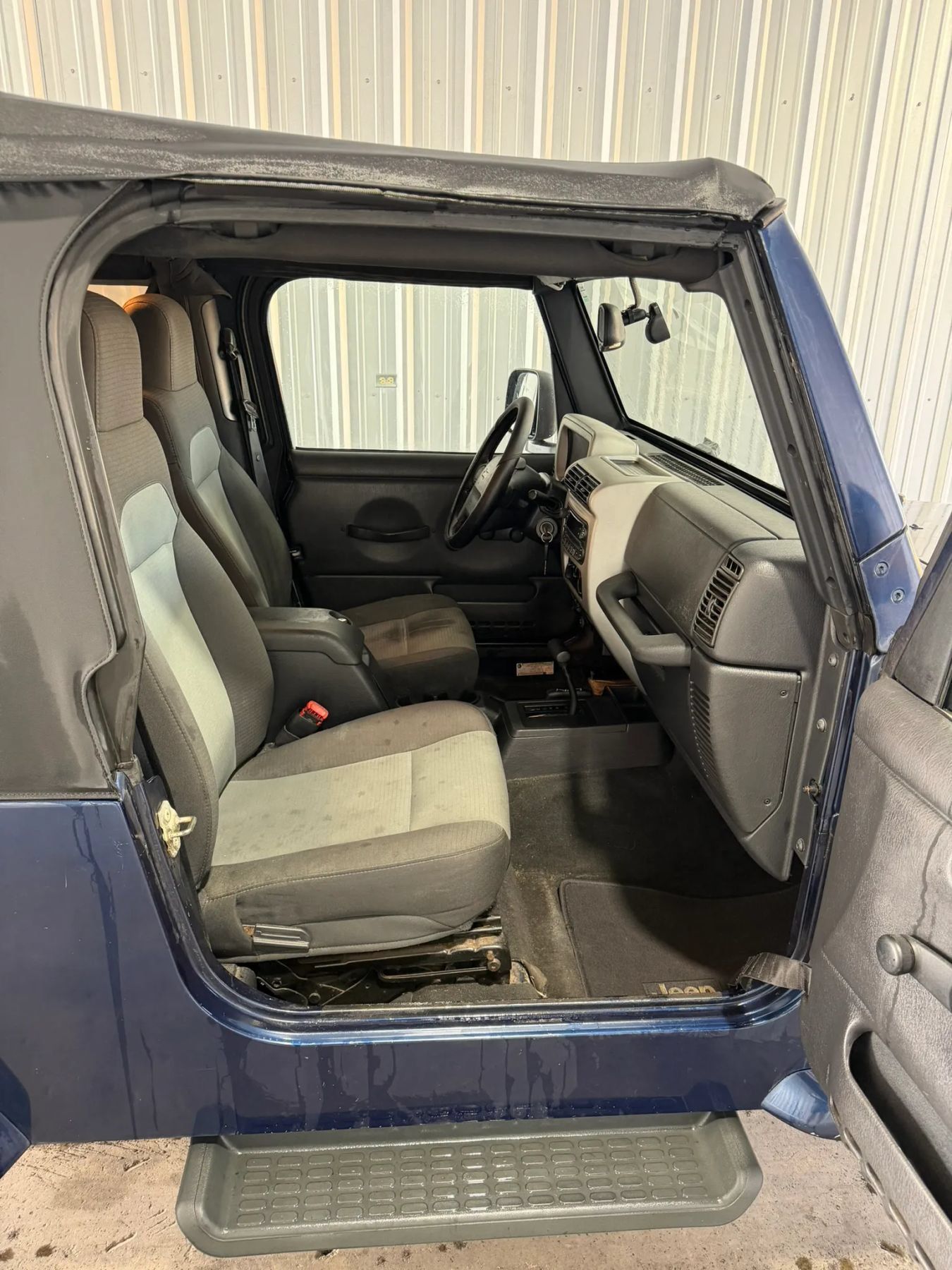 Used 2005 Jeep Wrangler Unlimited AWD/4WD image 14