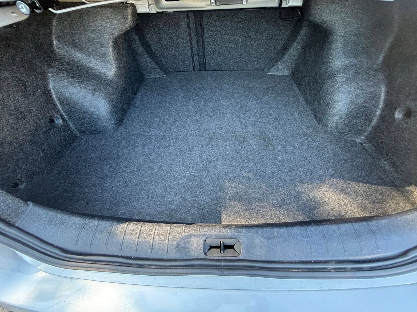 Used 2026 Nissan Altima 2.5 SV FWD image 26