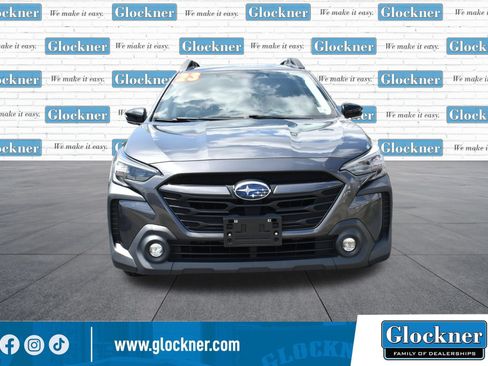 Used 2023 Subaru Outback Premium AWD/4WD image 2
