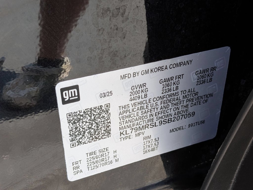 Used 2025 Chevrolet TrailBlazer LT AWD/4WD image 35