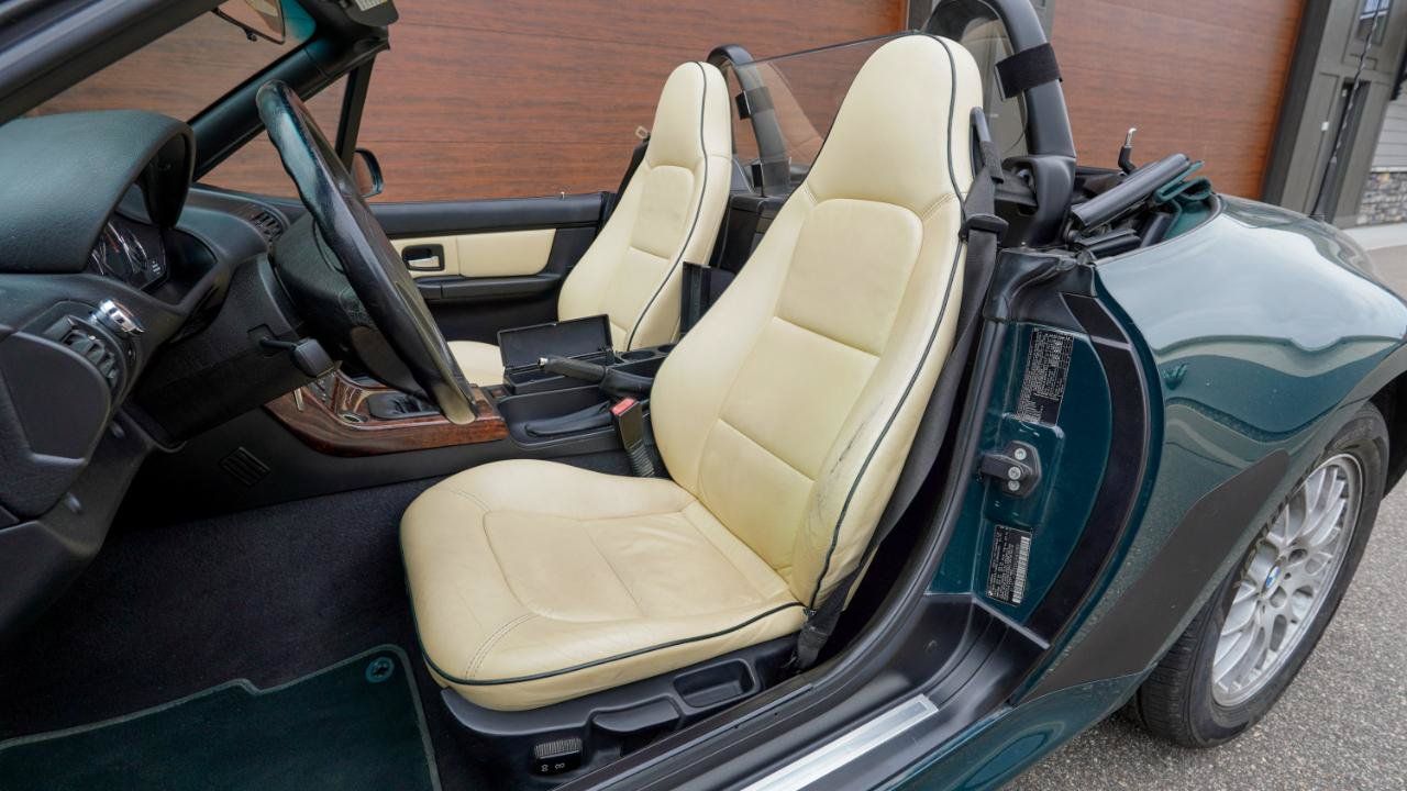 Used 1999 BMW Z3 2.8 RWD image 4
