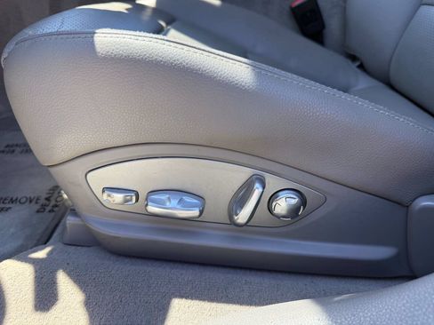 Used 2013 Porsche Panamera RWD image 22