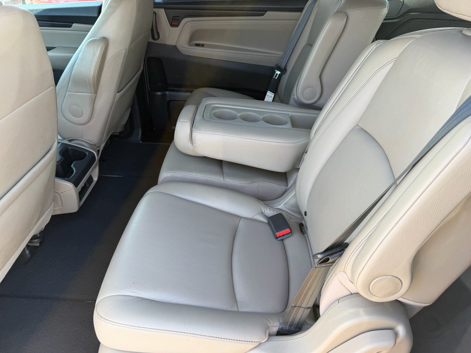 Used 2021 Honda Odyssey EX-L image 17