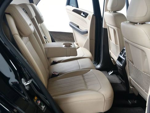 Used 2019 Mercedes-Benz GLE 400 4MATIC image 36