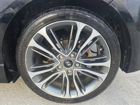 Used 2016 Hyundai Veloster Turbo image 50