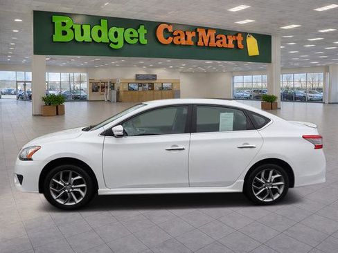 Used 2015 Nissan Sentra SR w/ Navigation Package FWD image 4