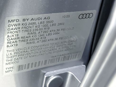 New 2025 Audi Q5 Premium image 27