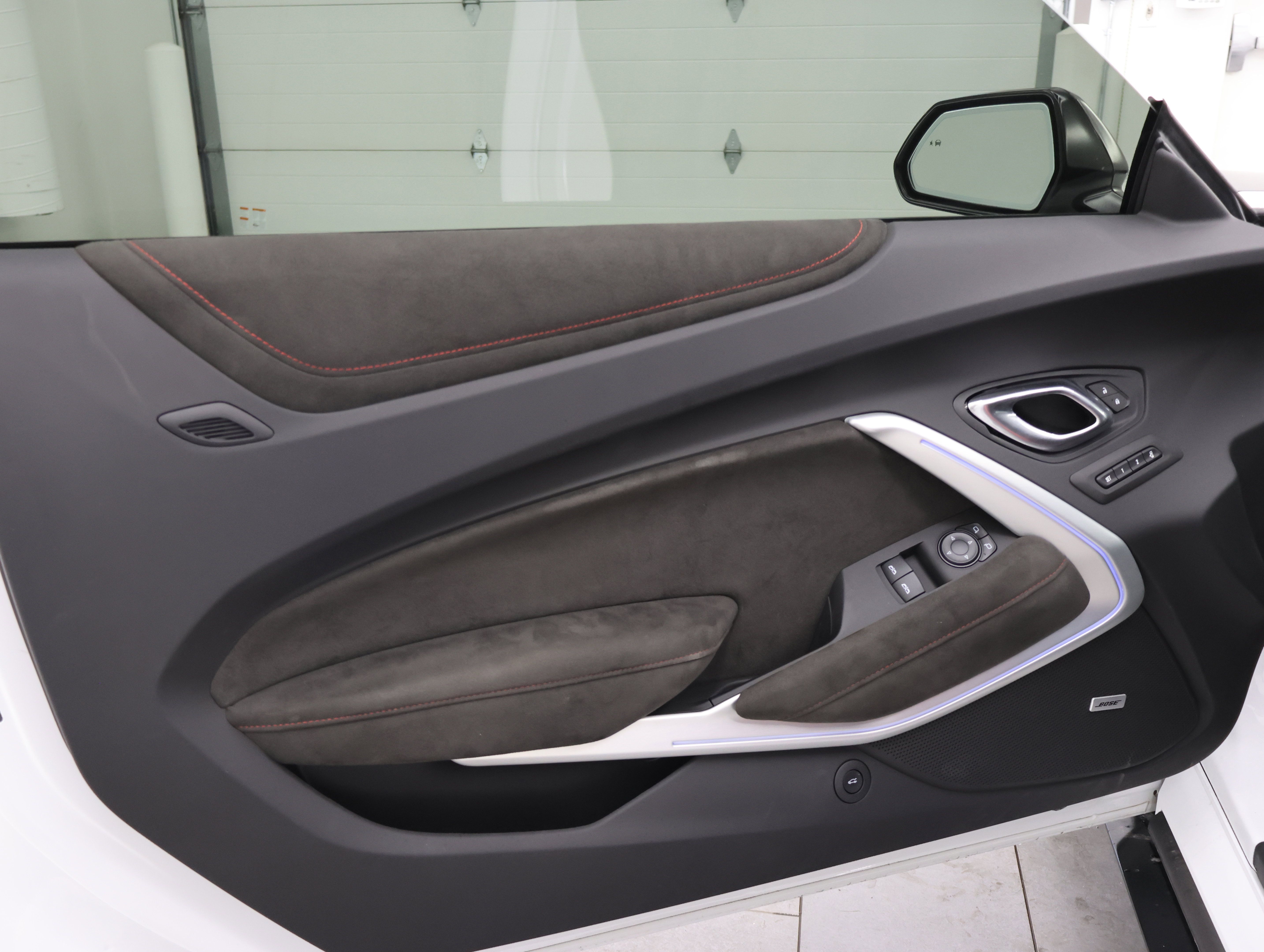 Used 2019 Chevrolet Camaro ZL1 RWD image 32