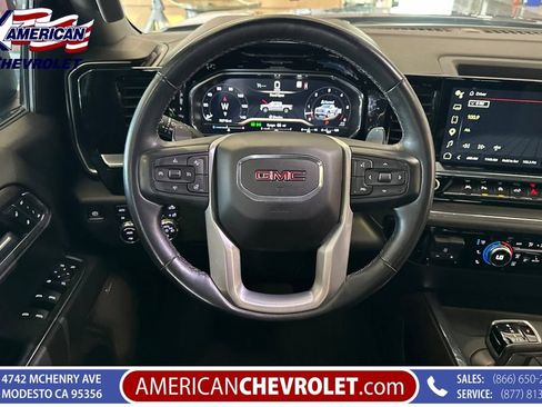 Used 2023 GMC Sierra 1500 SLT w/ SLT Premium Plus Package AWD/4WD image 18