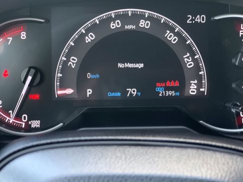 Certified 2025 Toyota RAV4 LE image 28