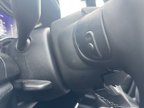 New 2026 Chrysler Pacifica Select image 22