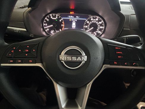 Used 2026 Nissan Altima 2.5 SV FWD image 27