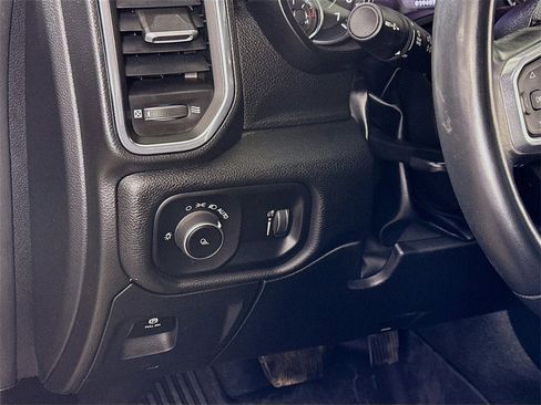 Used 2024 RAM 1500 Laramie image 4