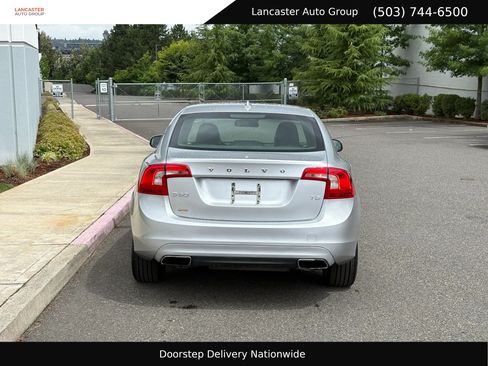 Used 2014 Volvo S60 T5 FWD image 5