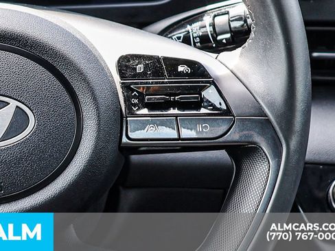 Used 2025 Hyundai Elantra Sport FWD image 34