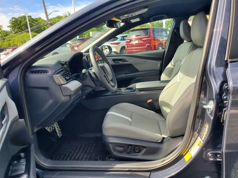 Used 2026 Toyota Camry SE FWD image 15