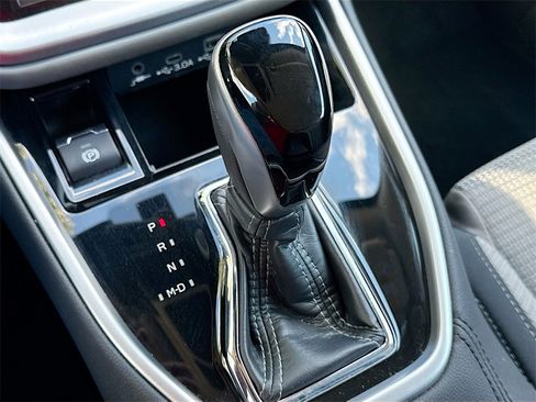 Used 2024 Subaru Outback Premium image 17