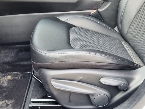 New 2026 Jeep Compass Latitude image 21