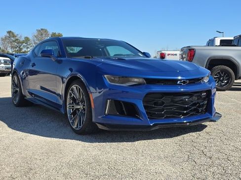 Used 2022 Chevrolet Camaro ZL1 image 7