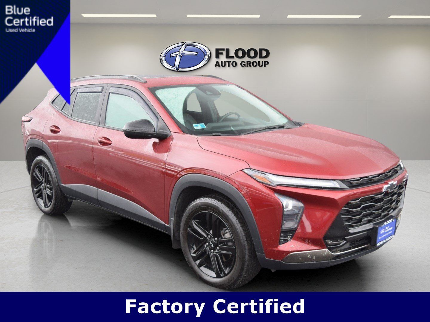 Used 2024 Chevrolet Trax ACTIV w/ Sunroof Package FWD image 1