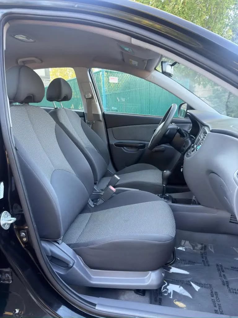 Used 2011 Kia Rio LX FWD image 10